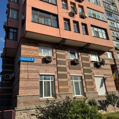 Купить квартиру - Киев, Святослава Храброго (Народного Ополчения) ул.7, Соломенка. Продажа недвижимости - Соломенский район, вторичный рынок и новострой недорого, цена до 172500$, объявление №1827091 фото 1