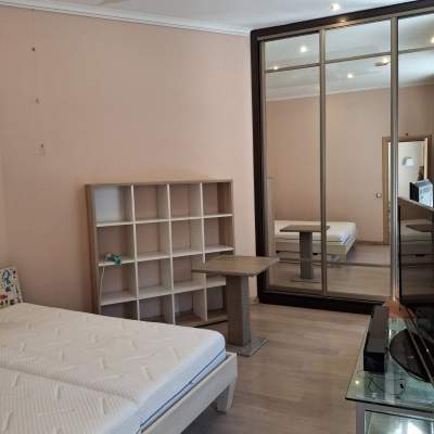 Купить квартиру - Киев, Руставели Шота ул.4, Печерский р-н (центр). Продажа недвижимости - Печерский район, вторичный рынок и новострой недорого, цена до 270000$, объявление №1957435 фото 5